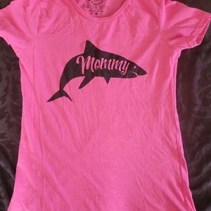 Mommy Shark shirt